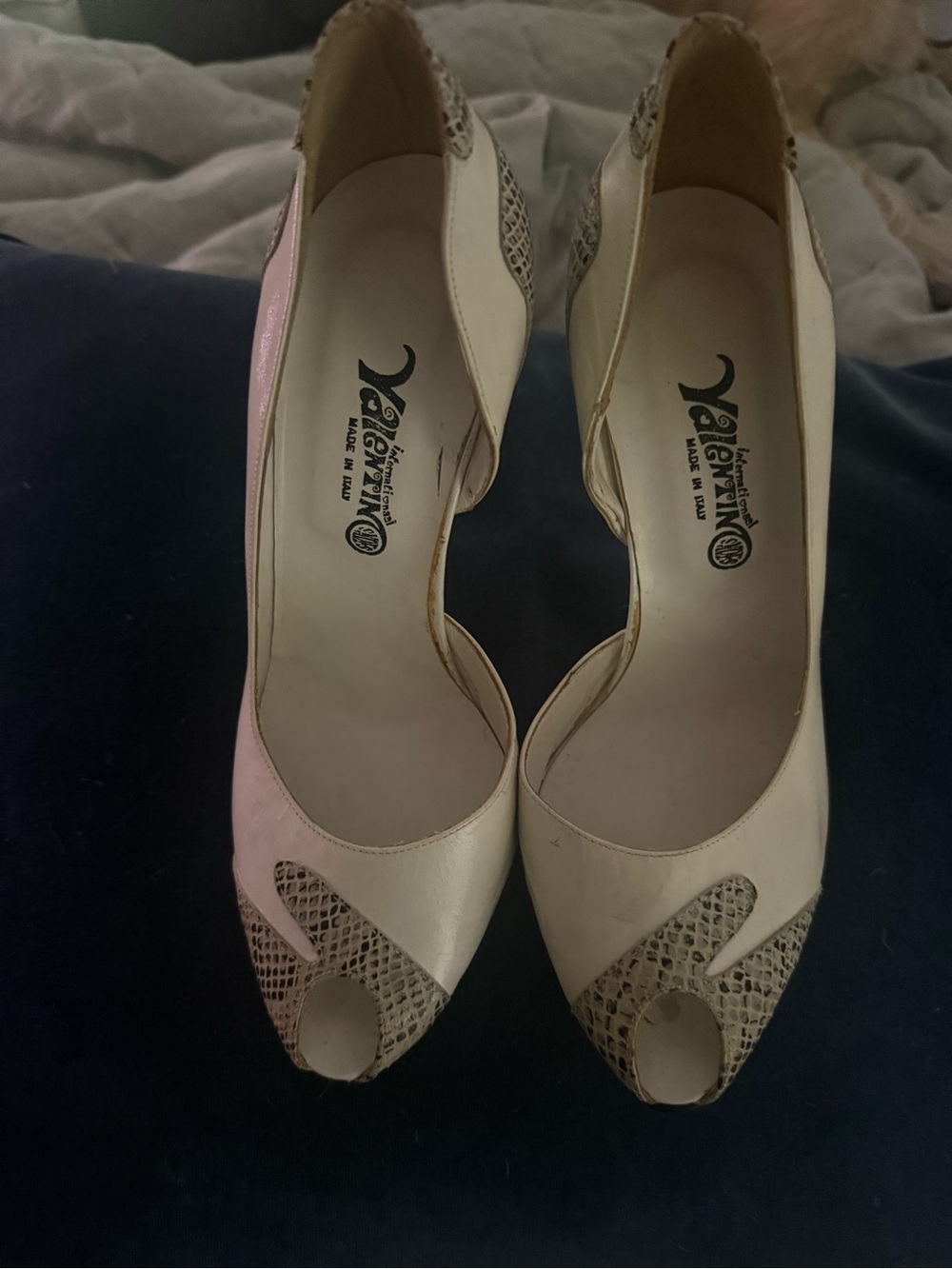 Vintage International Valentino Ivory/Reptile D’Orsay Stiletto Heels 38 Italy